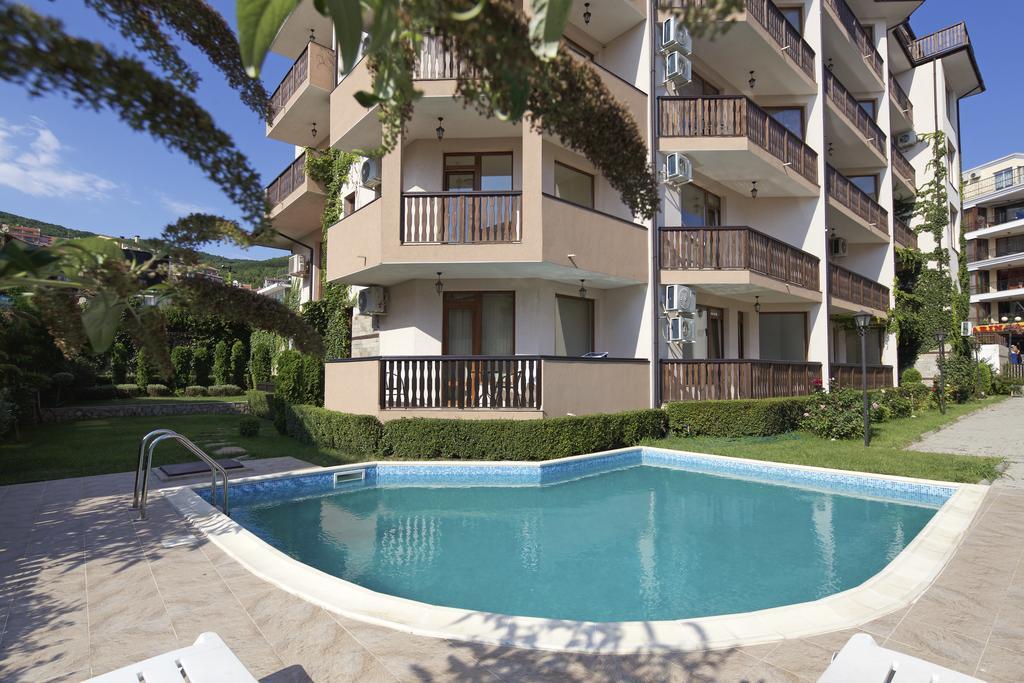Mars Apartments In Complex Shipka Sveti Vlas Exterior foto